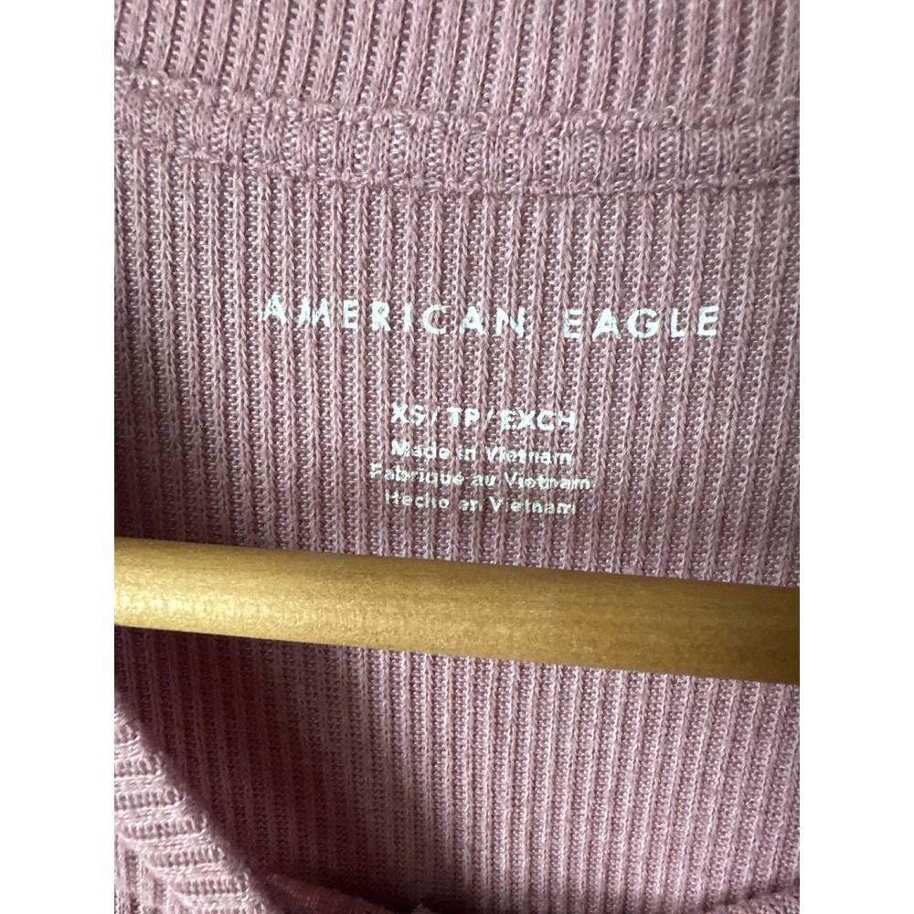 American‎ Eagle Dusty Rose Pink Ribbed Henley Cropped T Shirt Lettuce Hem Tee XS - Picture 5 of 10